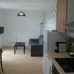 18molierefr Futuroscope Poitiers Apartamento *